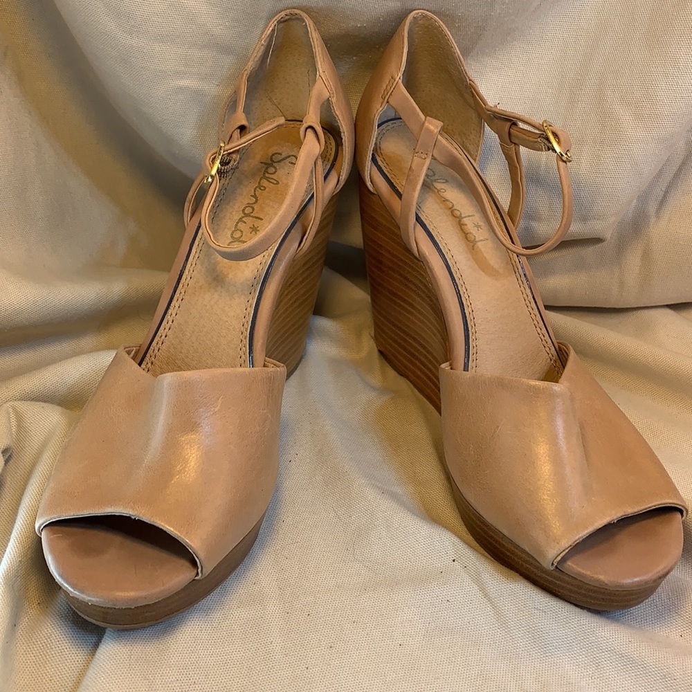 Splendid almost NEW fine leather stacked platforms